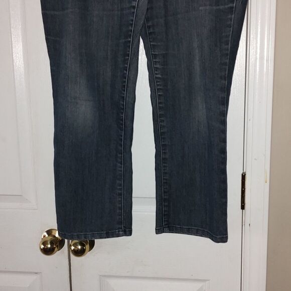 Additions by Chico's embellished jeans Sz 3 ( SZ 16) - Picture 2 of 6